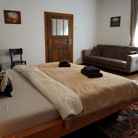 Dvor U Hrivka