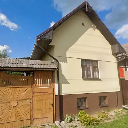 Vakantiehuis Dvor U Hrivka Heľpa